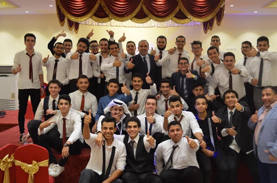 فريق دعم يتابعك بعد التسجيل وينظم لك جدول مذاكرة مناسب لوقتك ومستواك، حتى تمشي بخطة واضحة بعيدًا عن التشتت والتسويف.